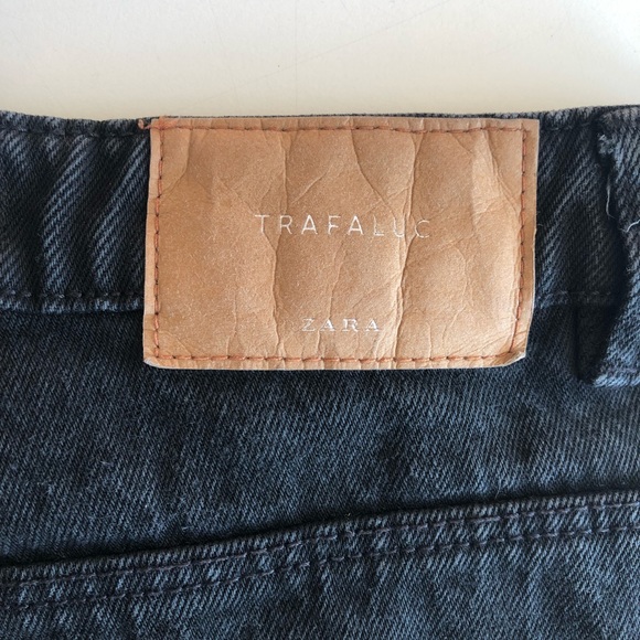 Zara Trafaluc Women's Mom Jeans Black Denim 80s Size 2 - Picture 9 of 10